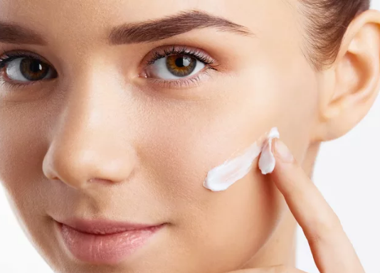 हर लड़की को पता होना चाहिए चेहरे को खूबसूरत और चमकदार बनाने वाले ये ब्यूटी टिप्स !