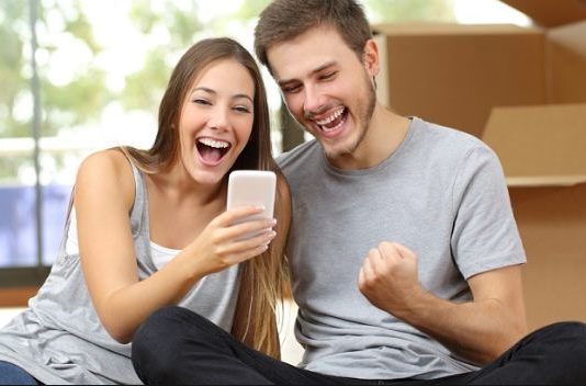 घर बैठे कम लागत में शुरु करें ये बिजनेस, लाखों में होगी कमाई