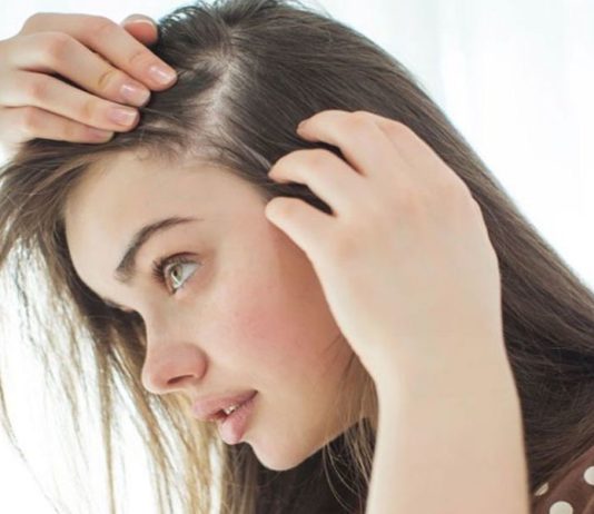 कहीं आप भी तो नहीं हो रहे गंजेपन के शिकार, तो आज से ही शुरु करें ये काम