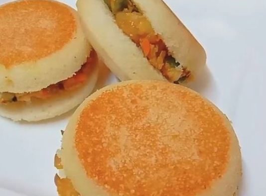 किचन में बनाएं टेस्टी एंड हैल्दी इडली मसाला सैंडविच, जानिए रेसिपी