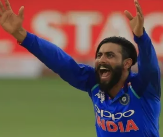 रिषभ पंत नहीं बल्कि इस क्रिकेटर को लगातार मौका देना भारतीय टीम को पड़ रहा है भारी