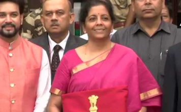 मोदी है, तो मुमकिन है- पहली बार केंद्रीय मंत्री ने तोड़ी अंग्रेजों के जमाने की प्रथा!