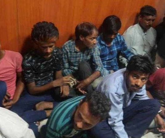 यूपी में भारी मात्रा में नशीला पदार्थ बरामद, पुलिस ने 20 लोगों को किया गिरफ्तार