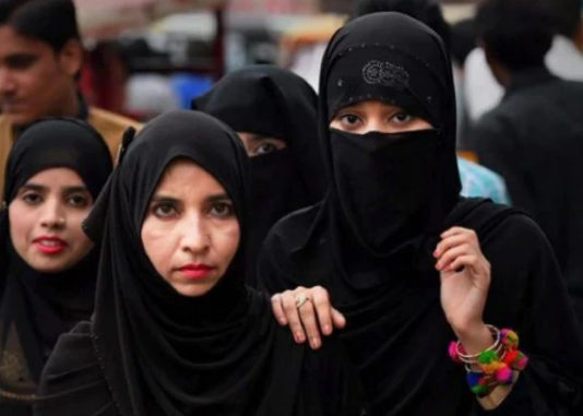 आज लोकसभा में पेश होगा तीन तलाक बिल, विपक्ष लगाएगा रोड़ा