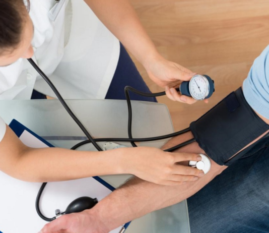 लो ब्लड प्रेशर को हल्के में न लें, आपके दिमाग पर डाल सकता है बुरा असर