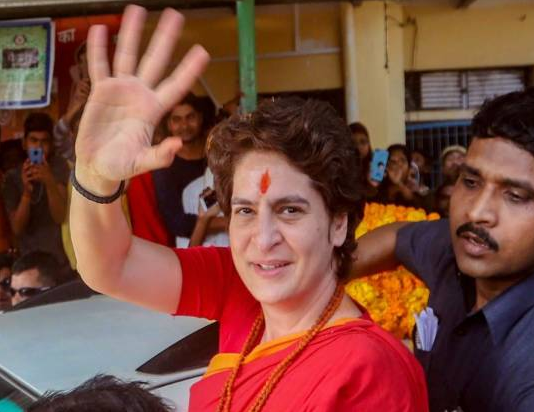 प्रियंका गांधी आज तय करेंगी यूपी कांग्रेस का नया अध्यक्ष, वरिष्ठ नेताओं संग बैठक शुरु