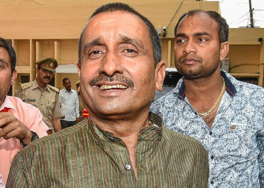 उन्नाव दुष्कर्म कांड: MLA कुलदीप सेंगर पर गैंगरेप और पॉक्सो एक्ट के तहत आरोप तय !