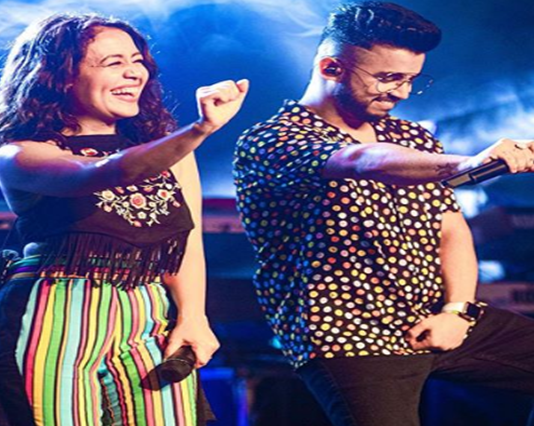 pics: कोहली से ब्रेकअप के बाद अब इस शख्स को डेट कर रही हैं नेहा कक्कड़ !