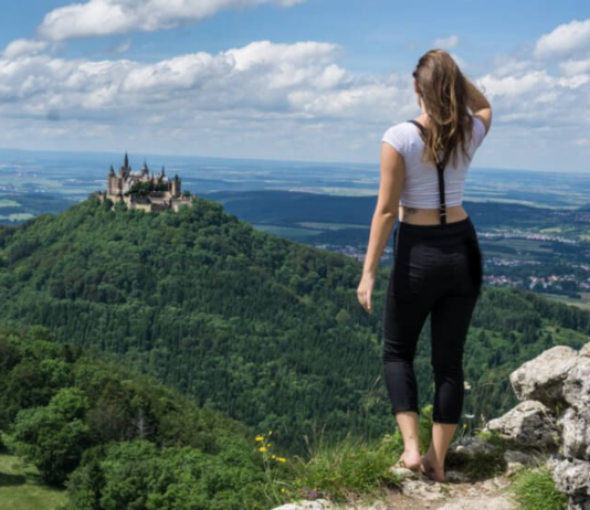 मात्र एक हजार रुपए में यूरोप की यात्रा करने का सुनहरा मौका, आप भी कर सकते हैं जानें कैसे