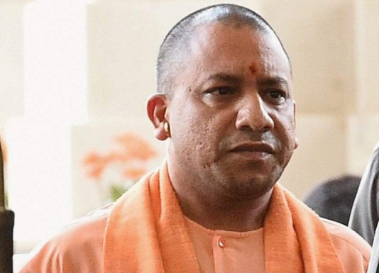 UP सरकार की बदनामी करवाने वाले अफसर नपेंगे, जल्द गिर सकती है गाज !