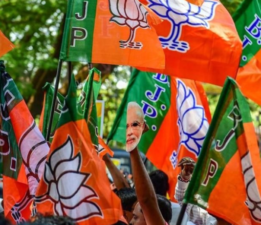 यूपी: दिनदहाड़े भाजपा नेता की गोली मारकर हत्या !