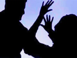 शराब पिलाने के बाद की अमेरिकी युवती से छेड़छाड़, आरोपी फरार