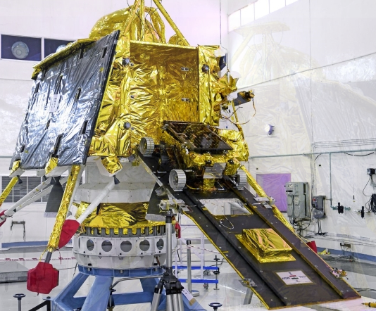 Chandrayaan 2: चांद पर पहुंचे हैं सिर्फ ये 3 देश, लेकिन इस मामले में भारत बना नंबर वन