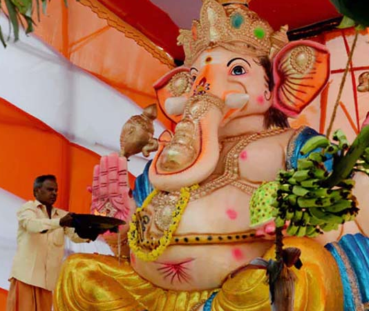 गणेश चतुर्थी पर आज बन रहा है शुभ संयोग, जानें पूजन का शुभ मुहूर्त