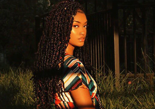 अजब-गजब: महिला ने किया एक ऐसा Tweet, अब जीवनभर फ्री खाना खिलाएगा रेस्टोरेंट !