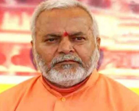 मौन साधे स्वामी चिन्मयानंद ने तोड़ी चुप्पी, कहा- स्वागत योग्य है सुप्रीम कोर्ट का फैसला