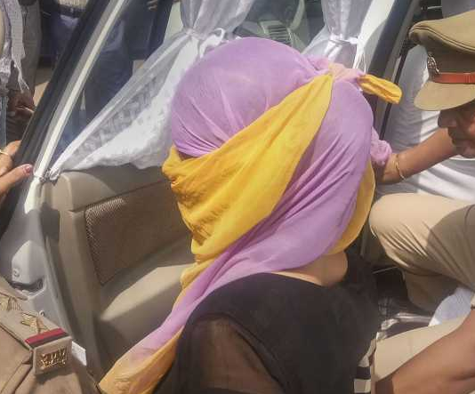 स्वामी चिन्मयानंद केस: पुलिस शाहजहांपुर जेल से लॉ छात्रा को लेकर बरेली रवाना, जानें वजह