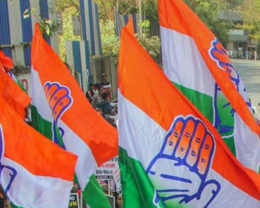 महाराष्ट्र चुनाव से ठीक पहले कांग्रेस को झटका, मुंबई उपाध्यक्ष चित्रसेन सिंह ने दिया इस्तीफा !