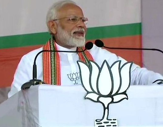 अकोला में PM मोदी बोले- बाबा साहब का अपमान करने वाले अब सावरकर को दे रहे गालियां !