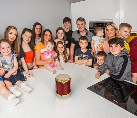 OMG: फिर प्रेग्नेंट हुई ये महिला, अब तक 21 बच्चों को दे चुकी है जन्म !