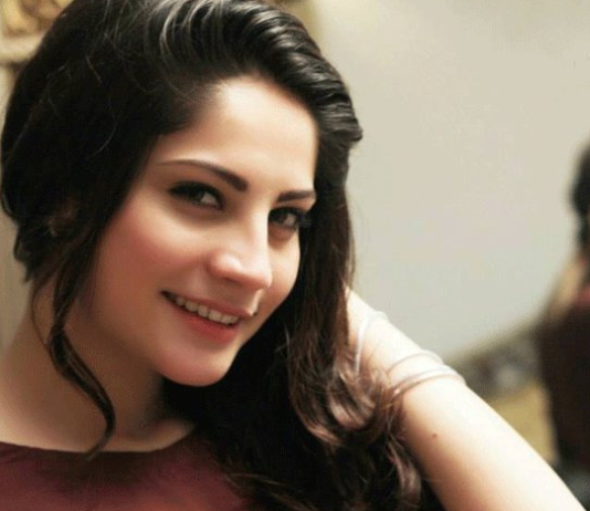 Actress से आइटम नंबर कराकर भारत को बदनाम कर रही पाक सेना !