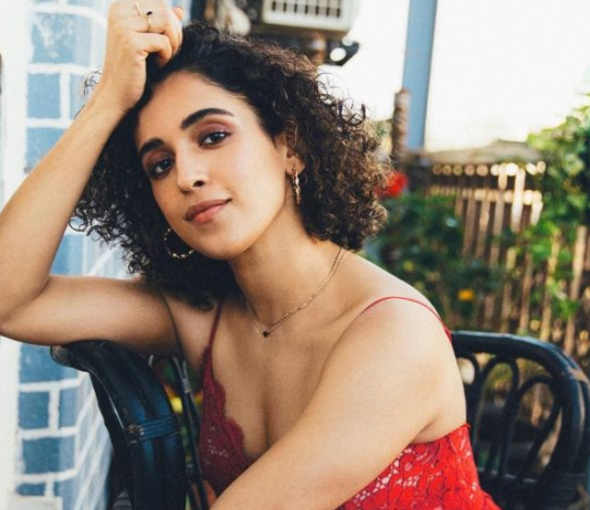 Madhuri Dixit के अंदाज में Sanya Malhotra ने किया डांस, देखें VIDEO