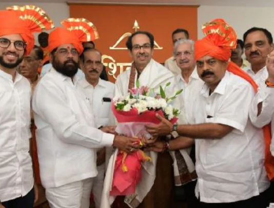 एकनाथ शिंदे चुने गए शिवेसना विधायक दल के नेता,आदित्य ठाकरे ने रखा प्रस्ताव