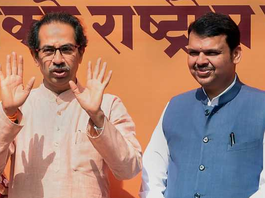 BJP नेता के बयान पर शिवसेना का तंज, पूछा- क्या राष्ट्रपति आपकी जेब में हैं?