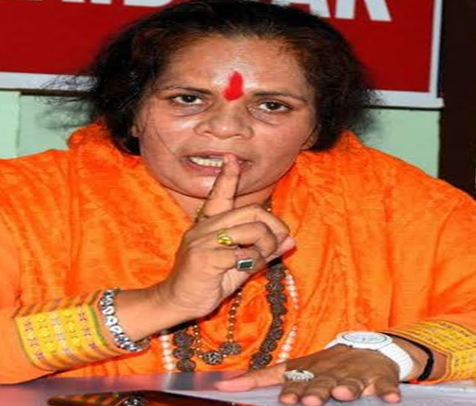 नाथूराम गोडसे को बदनाम करने में नेहरू खानदान का हाथ: VHP नेता Sadhvi Prachi
