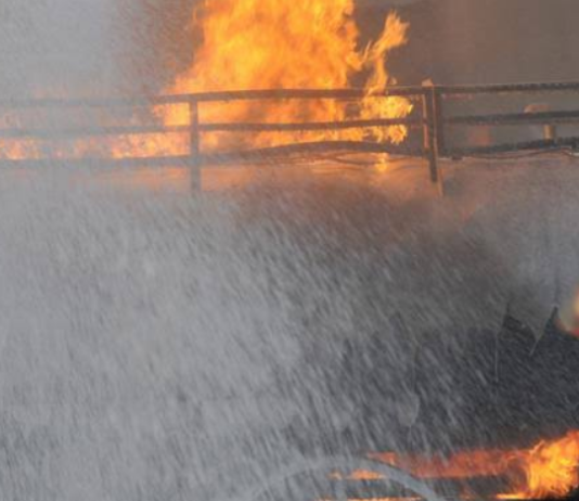 Bangladesh: अवैध फैक्ट्री में लगी भीषण आग से 10 लोगों की मौत