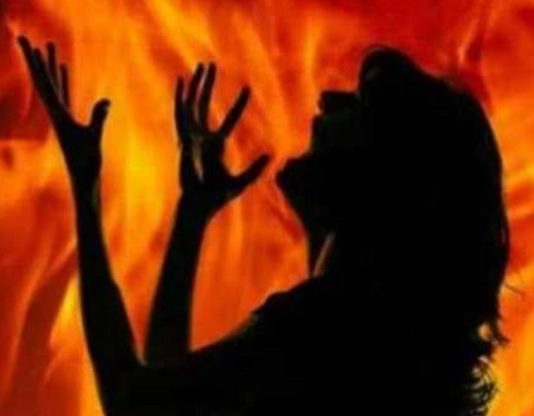 यूपी: बुरी तरह झुलसी रेप पीड़िता की इलाज के दौरान मौत, आरोपी गिरफ्तार