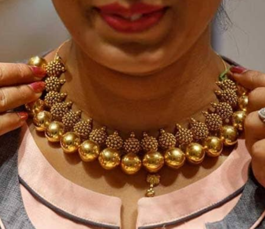 अमेरिका की एयर स्ट्राइक से सोना-चांदी की कीमतों में आया जबरदस्त उछाल, जानें भाव