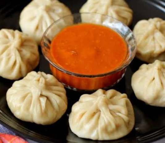 किचन में बनीं ये मोमोज की चटनी चलेगी सालों साल, जाने रेसिपी