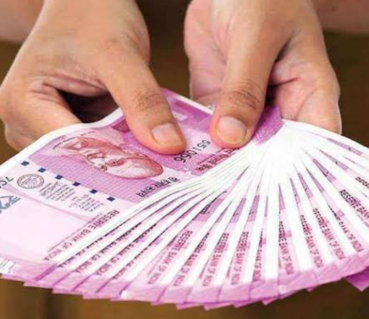 अब PF निकालना हुआ बेहद आसान, EPFO ने लिया ये बड़ा फैसला