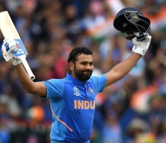 Ind vs Wi: ये कारनामा करने वाले दुनिया के चौथे बल्लेबाज बनें हिटमैन रोहित शर्मा