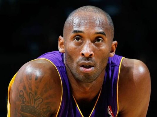 NBA स्टार और महान बास्केटबॉल खिलाडी़ की हेलिकॉप्टर हादसे में मौत, शोक में डूबा पूरा खेल जगत