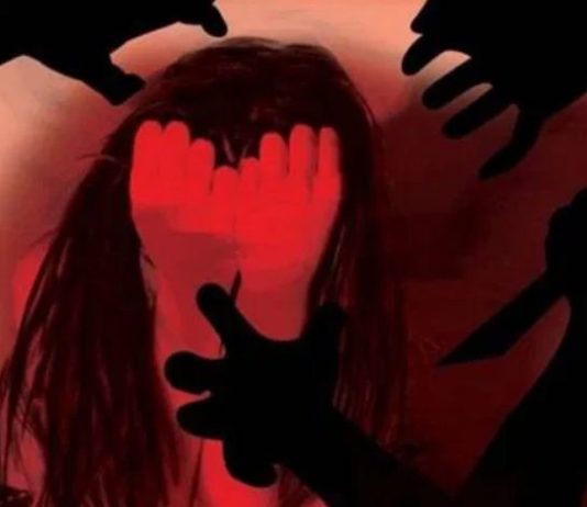 यूपी: नशीला पदार्थ पिलाकर महिला पुलिसकर्मी से गैंगरेप, दंरिदों ने बनाया अश्लील वीडियो