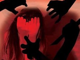 घर छोड़ने के बहाने दोस्तों ने किया किशोरी से गैंगरेप, घरवालों को बताई आप-बीती