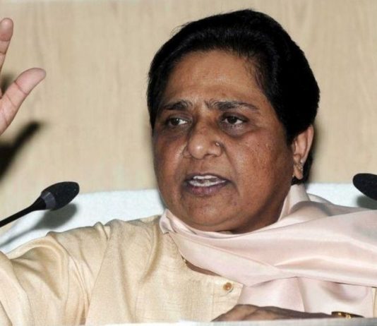 अस्पतालों को लेकर सतर्क रहे योगी सरकार, नहीं तो कांग्रेस की तरह होगी फजीहत: मायावती