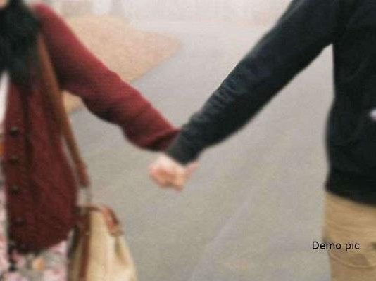 शादी के 20 दिन पहले युवक 3 बच्चों की मां को लेकर हुआ फरार