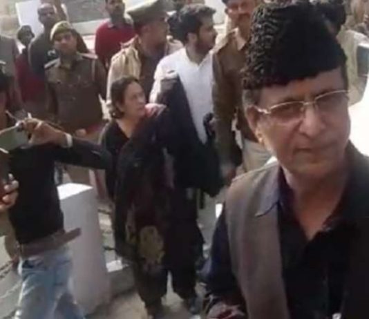 यूपी: रामपुर से सीतापुर जेल में शिफ्ट किया गया सपा सांसद आजम खां का परिवार !