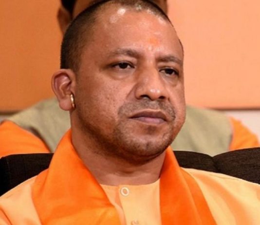 CM योगी के पिता की अचानक तबियत बिगड़ी, हॉस्पिटल में कराया गया भर्ती