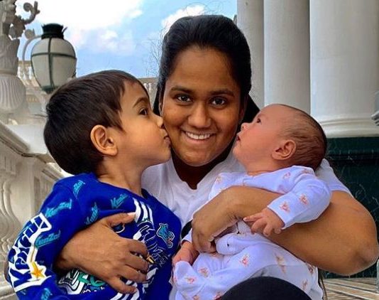 अहिल-आयत के साथ सलमान खान की बहन अर्पिता की फोटो वायरल, see photos