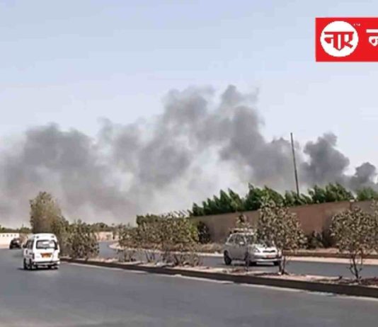 कराची में गिरा पाकिस्तान का विमान, भारी नुक़सान के आसार