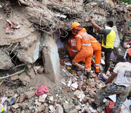 रायगढ़ इमारत हादसा : 18 घंटे बाद मलबे से बचाया गया 5 साल का बच्चा