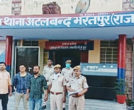 भरतपुर : पति की हत्या के लिए पत्नी ने शार्प शूटर को दी सुपारी