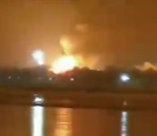 सूरत : ONGC गैस प्लांट में विस्फोट के बाद लगी भीषण आग