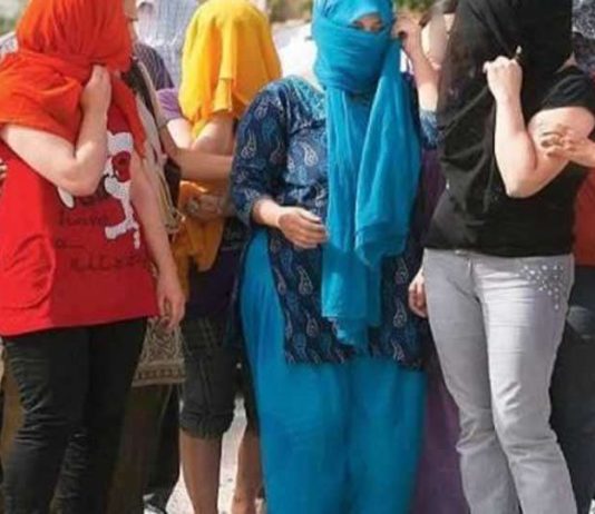 देह व्यापार अपराध नहीं, महिला को अपनी मर्जी का पेशा चुनने का अधिकार : बॉम्बे हाई कोर्ट का फैसला