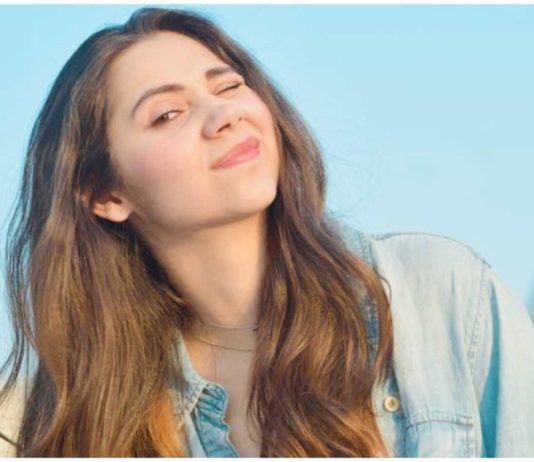 अभिनेत्री जारा खान को धमकी देनेवाली एमबीए छात्रा पर मामला दर्ज