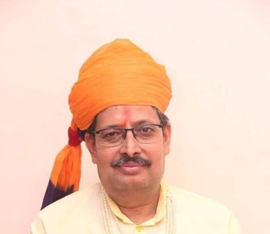 प्रो हरेराम त्रिपाठी की प्रेरक यात्रा: जिस यूनिवर्सिटी के थे छात्र, उसी के बने वीसी